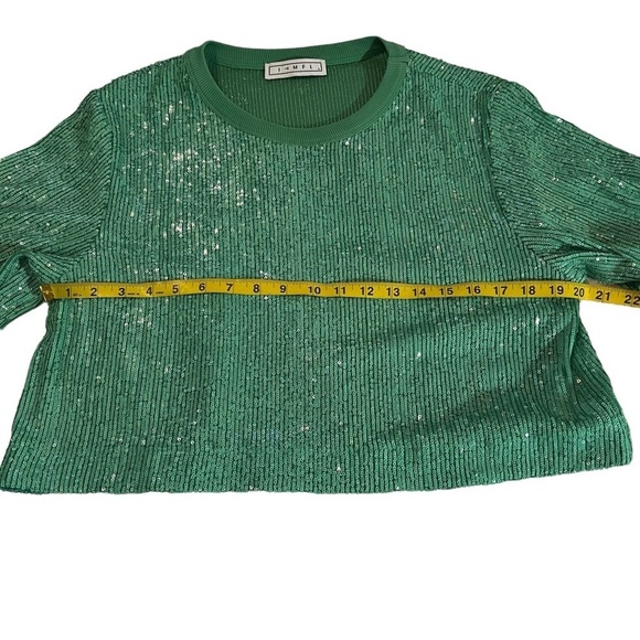 NWOT IN THE MOOD FOR LOVE Tanie Sequined Crewneck Top L Green Boxy Crop - Picture 8 of 15